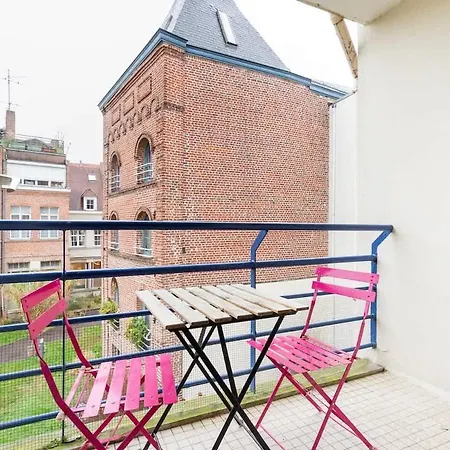 Apartment Old Town With Parking And Balcony *